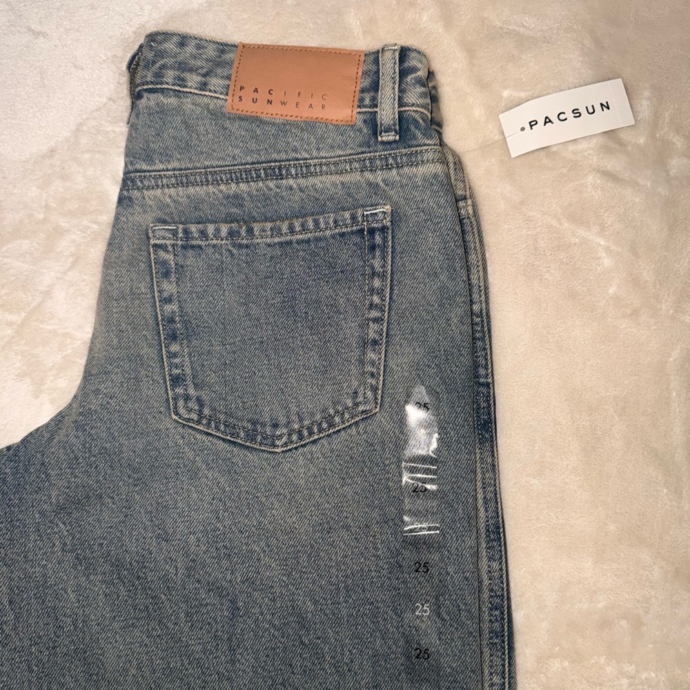 PacSun Women’s Casey Low Rise Baggy Jean